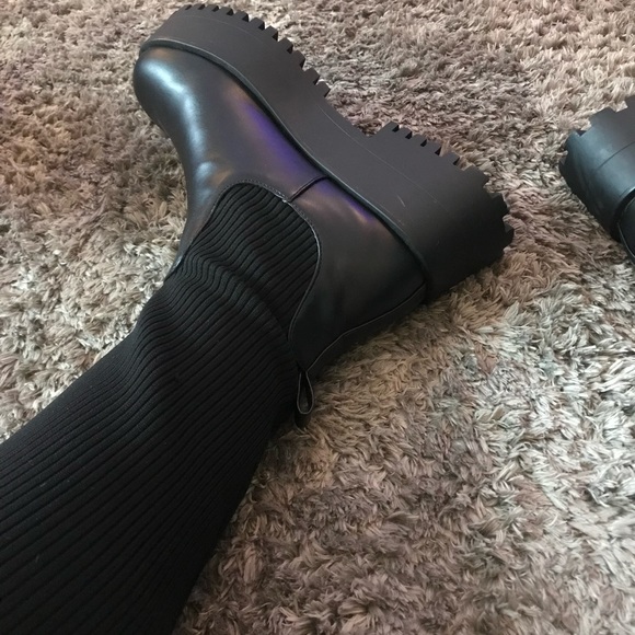 Steve Madden- Scoop Over-the-Knee Knit Lug Sole Boot (NWT) - Picture 6 of 16